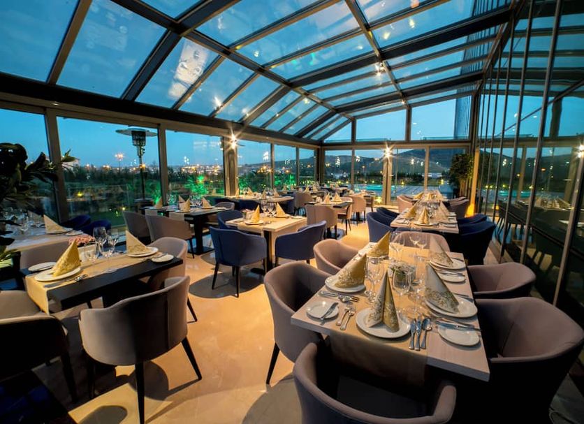 Restaurant Photo