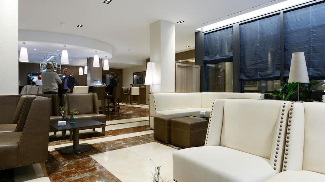 Hotel Pedro I De Aragon