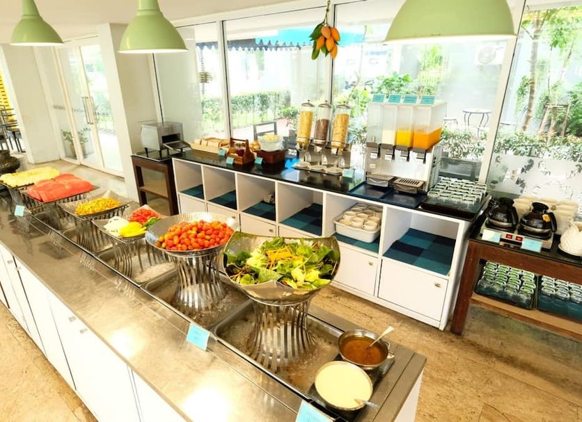 Buffet Photo