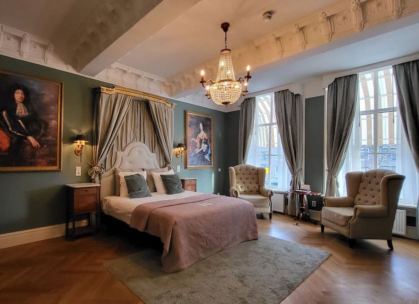 Bedroom Photo