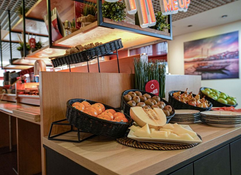 Buffet Photo