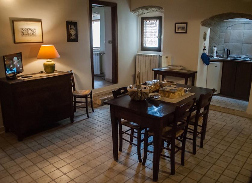 Dining room Photo