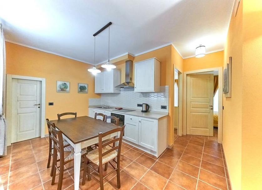 Kitchen Photo