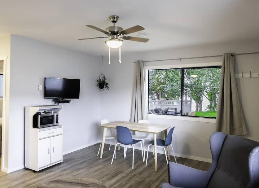 Dining room Photo