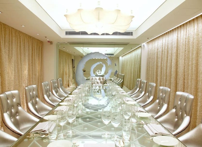 Banquet hall Photo