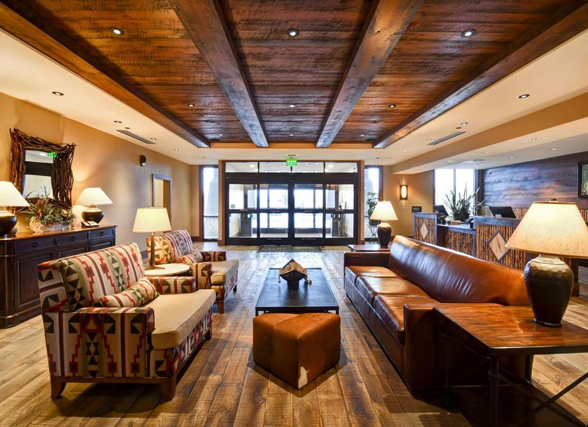 Lounge Photo