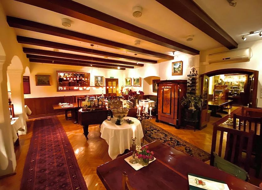 Restaurant Photo