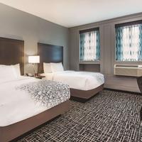 La Quinta Inn & Suites by Wyndham Baltimore Downtown