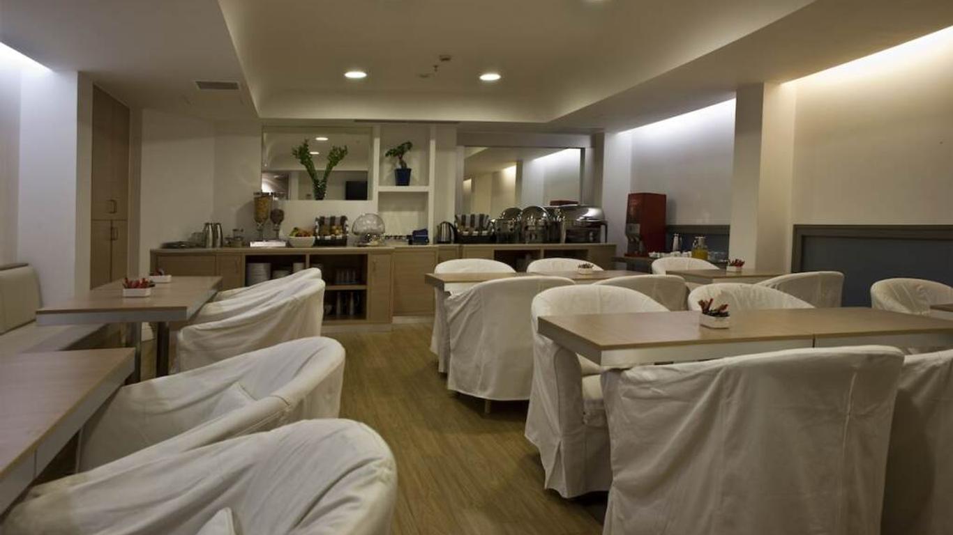 Chic Hotel