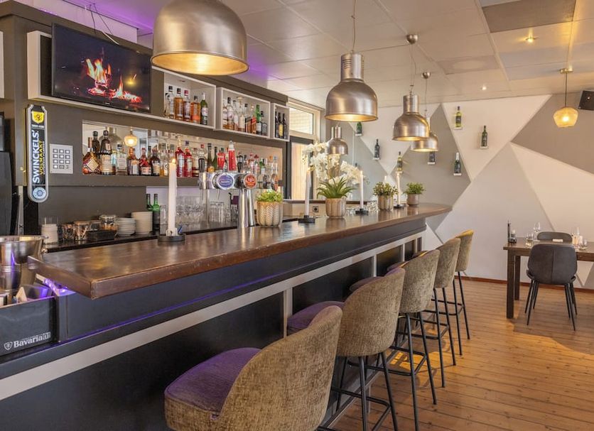 Bar Photo