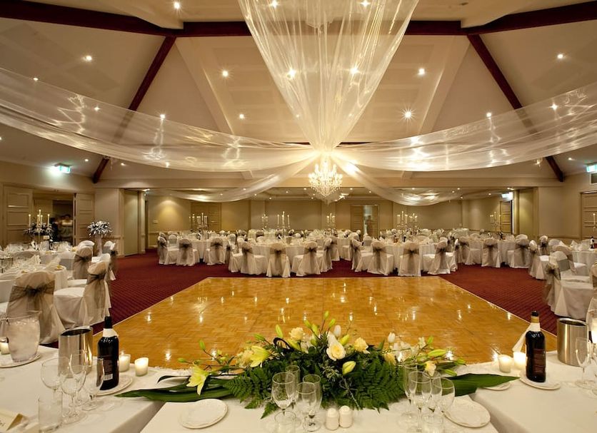 Banquet hall Photo