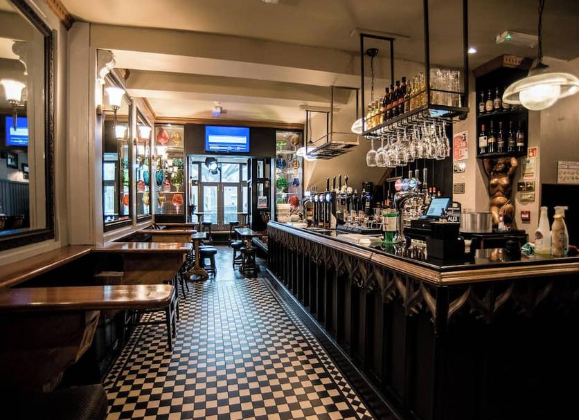 Bar Photo