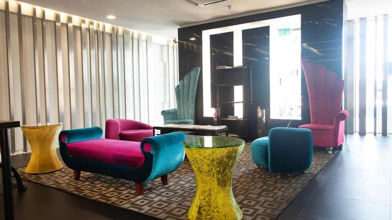 M Design Hotel @ Shamelin Perkasa