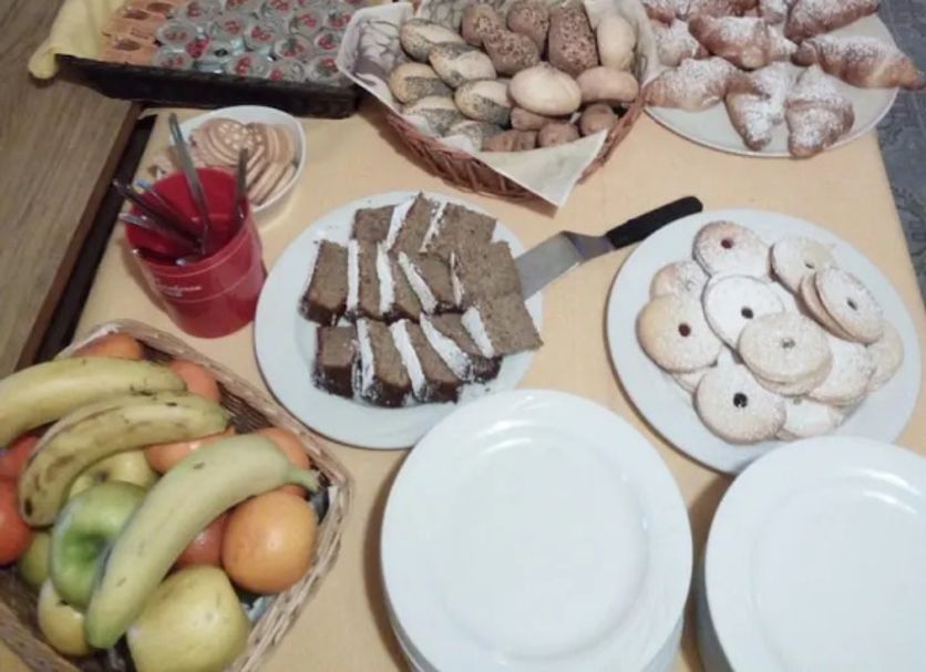 Buffet Photo