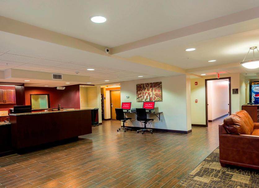 Front desk Photo