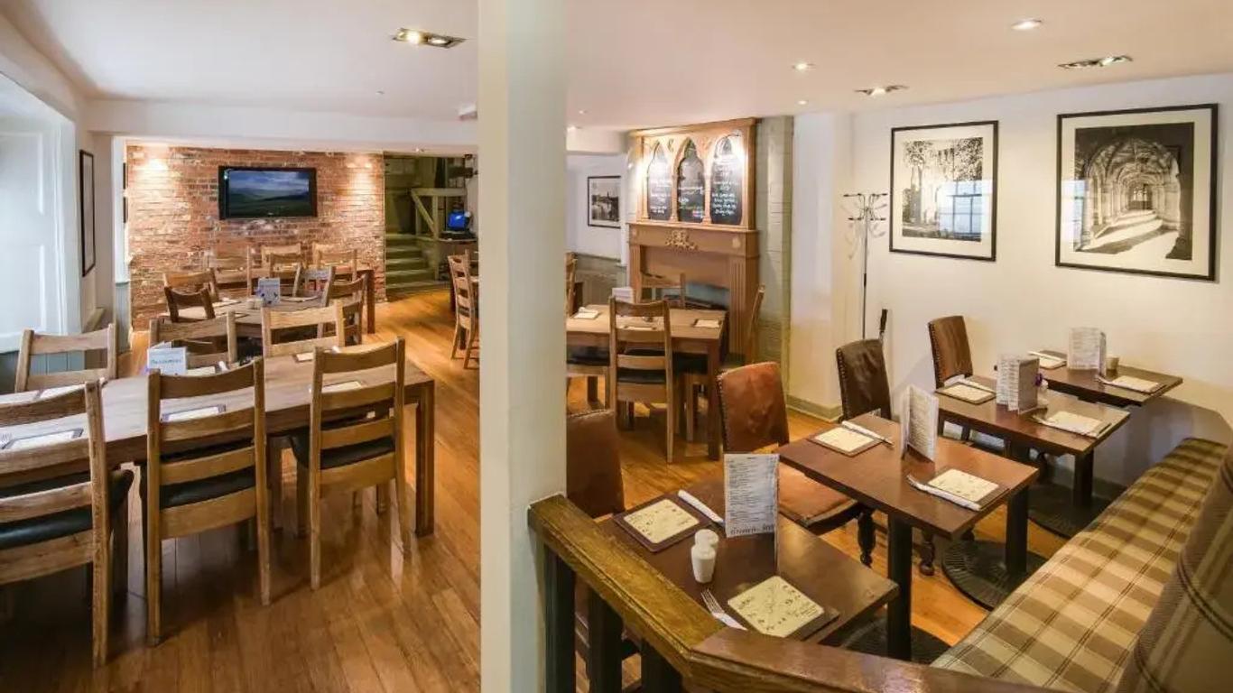 Queenshead Hotel Kelso