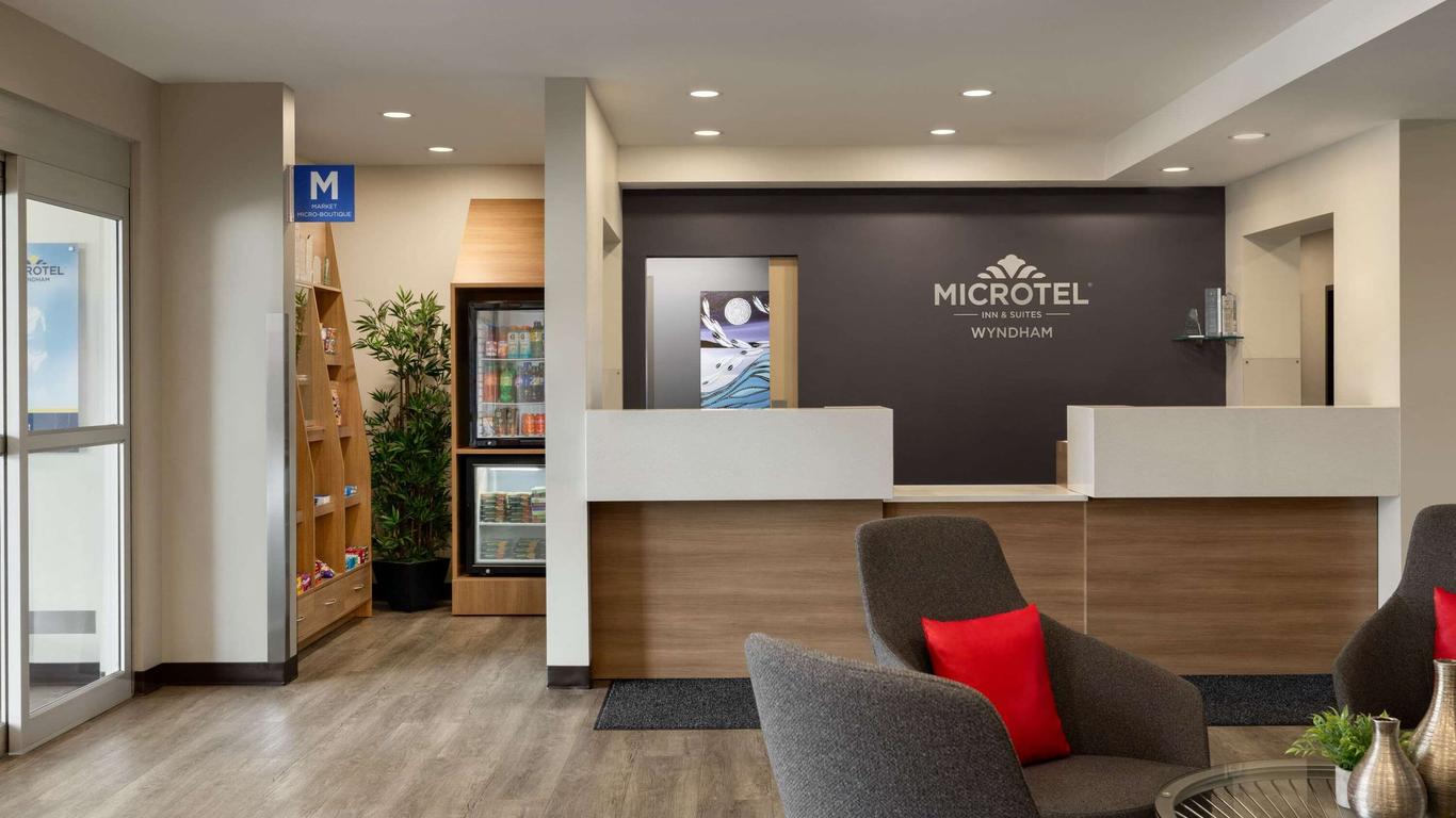 Microtel Inn & Suites by Wyndham Val-d Or
