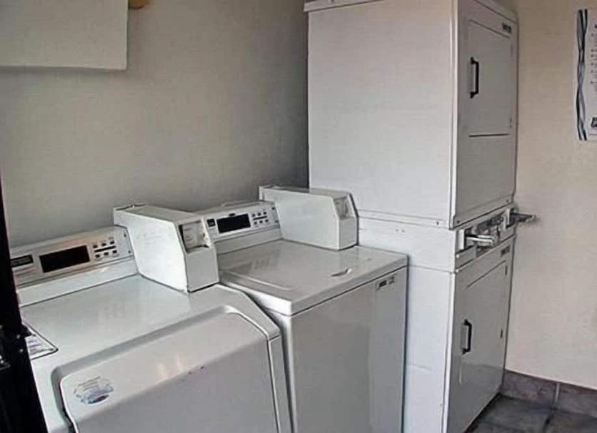 Laundry facility Photo