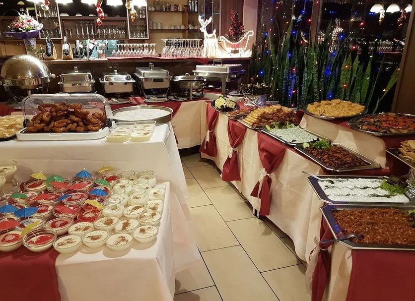 Buffet Photo