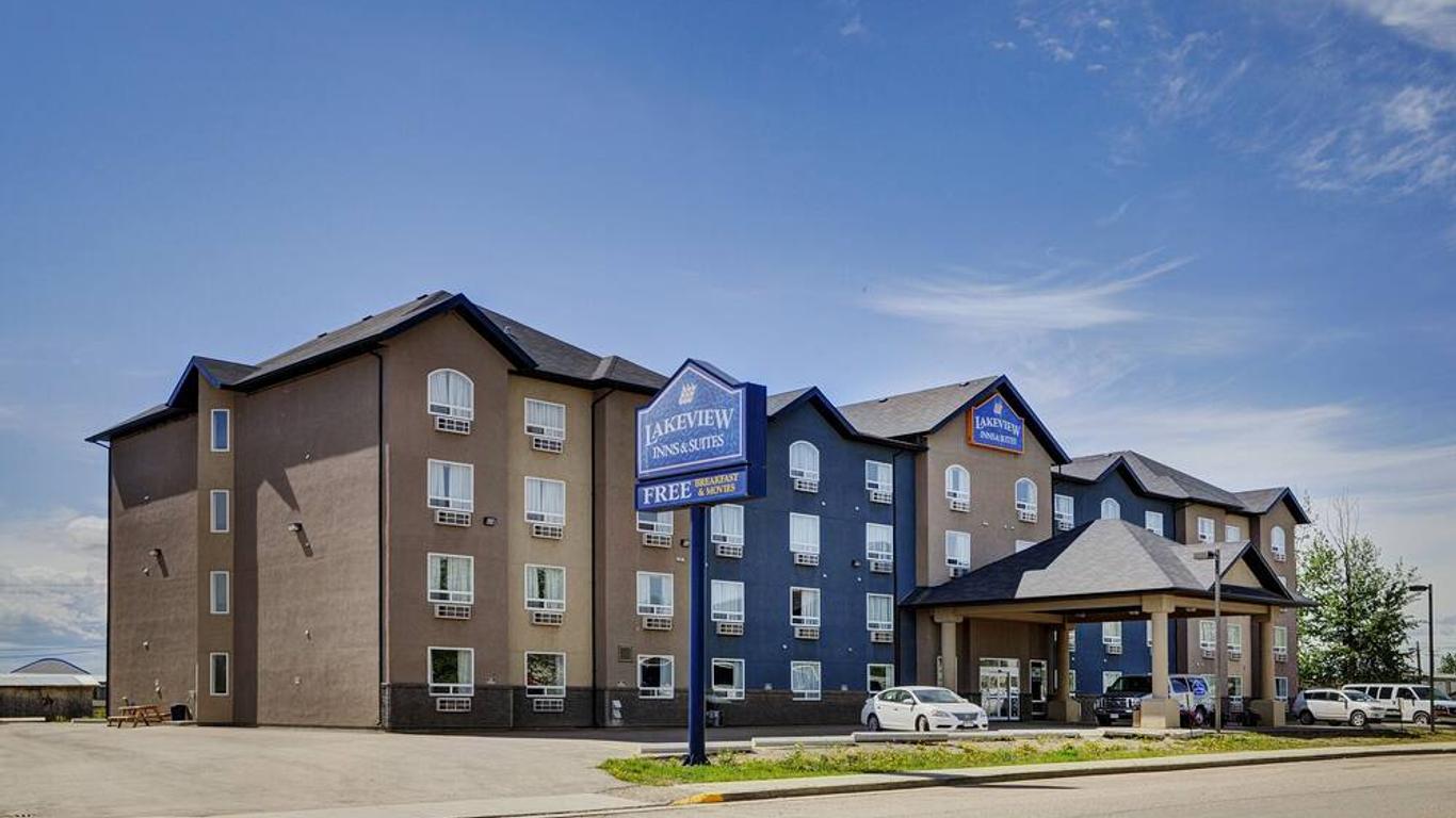 Lakeview Inns & Suites - Fort Nelson