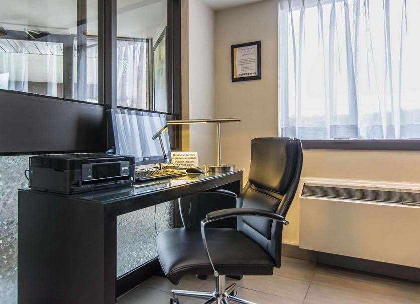 Business centre Photo