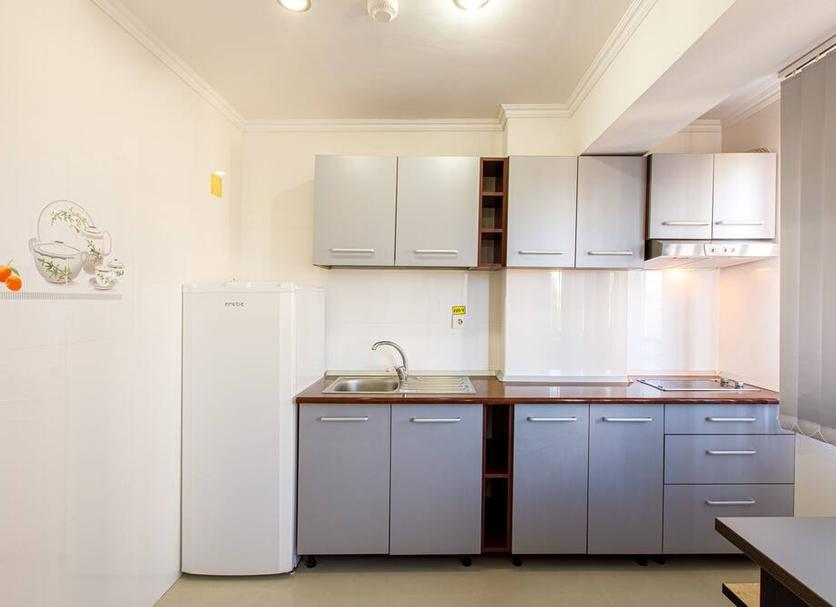 Kitchen Photo