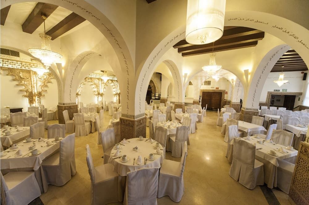 Banquet hall