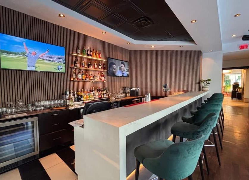 Bar Photo