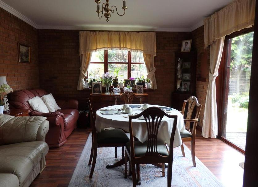 Dining room Photo
