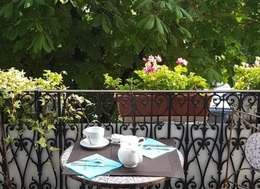 Balcony Photo