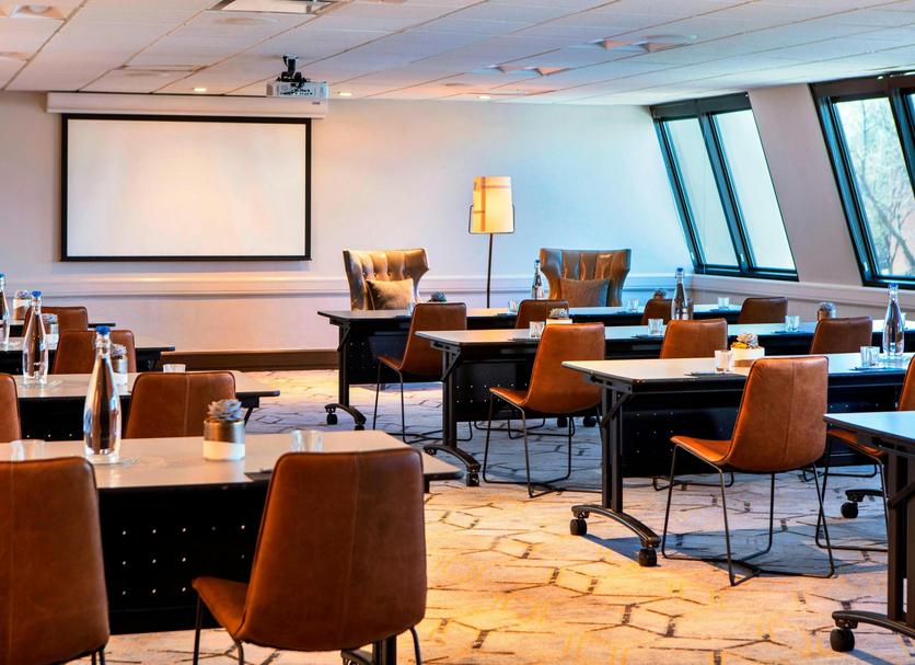 Conference room Photo