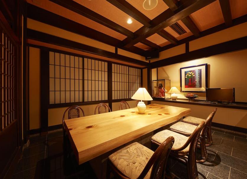 Dining room Photo