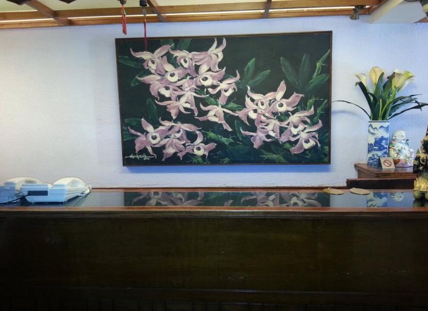 Front desk Photo
