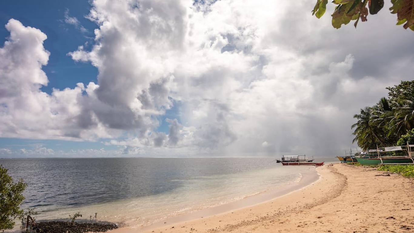 Siargao Inn Beach Resort