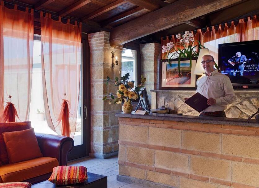 Front desk Photo