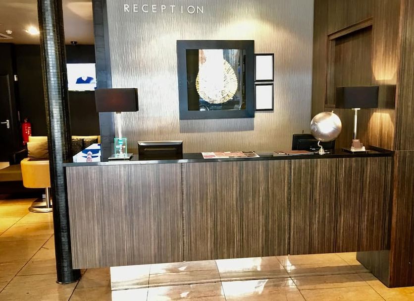 Front desk Photo