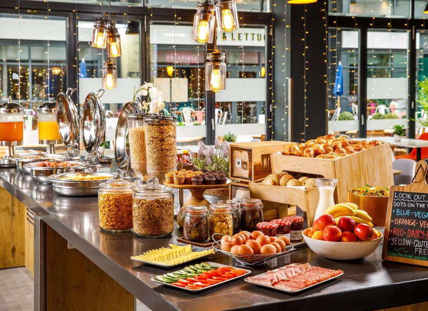 Buffet Photo