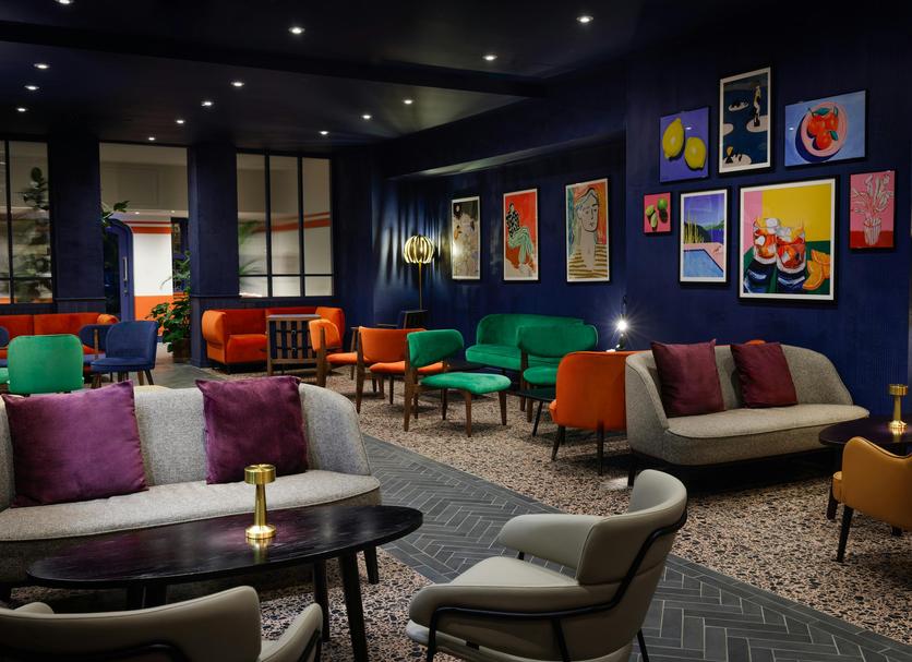 Lounge Photo
