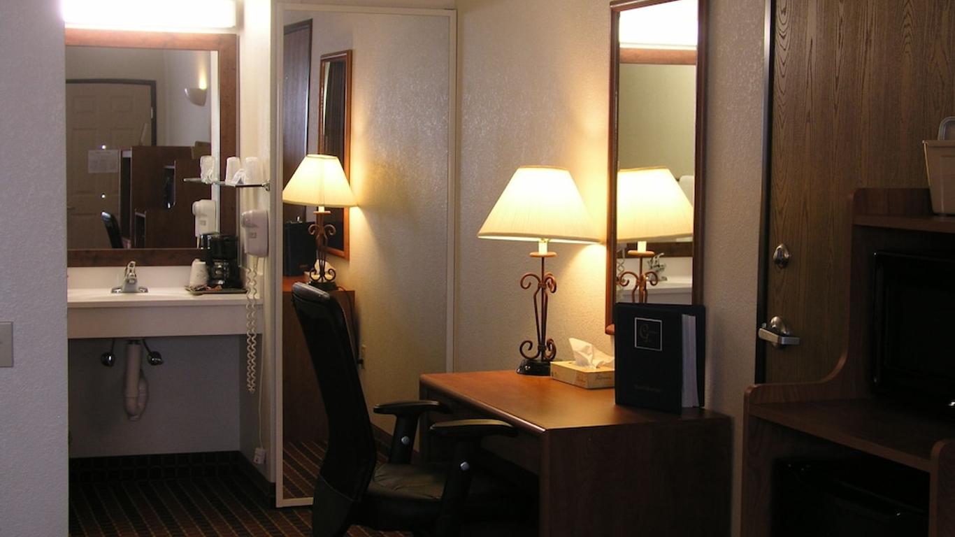 Catalina Inn