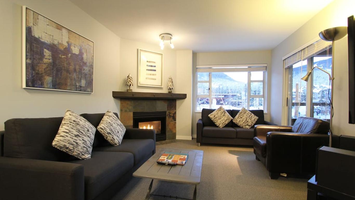 Marketplace Lodge by Whistler Retreats