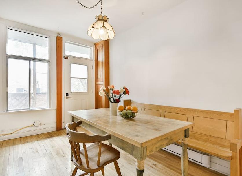 Dining room Photo