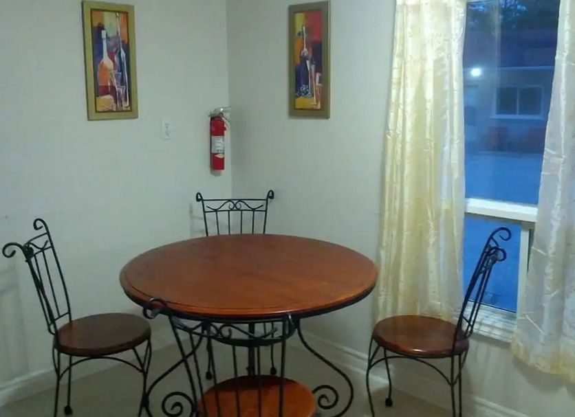 Dining room Photo