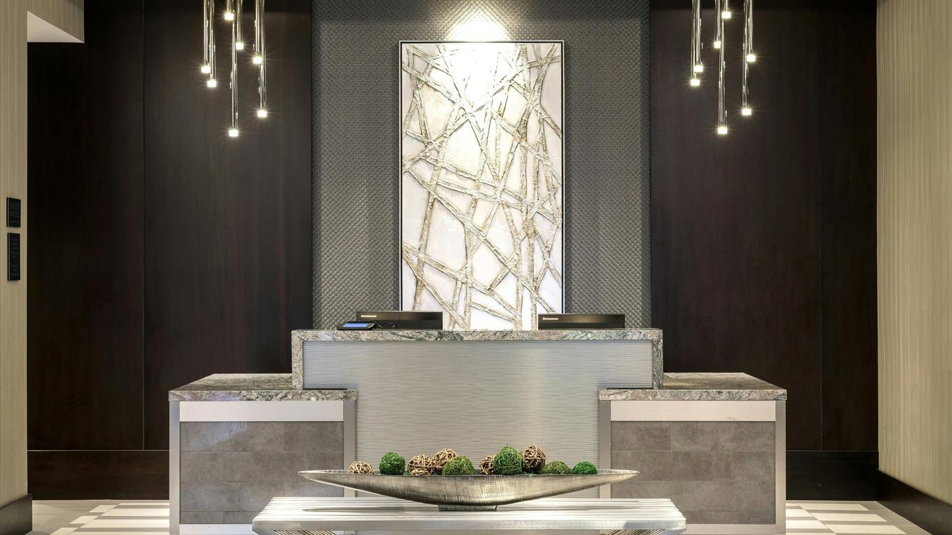 Courtyard by Marriott Edgewater NYC Area