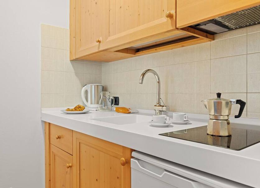 Kitchen Photo