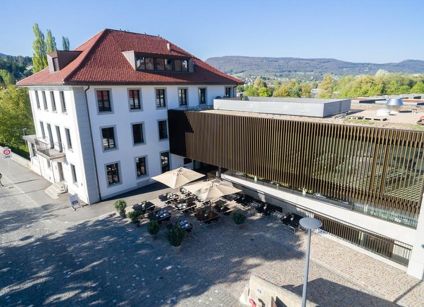 Building Photo