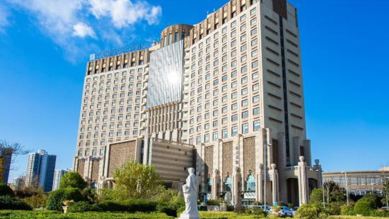 Huaqiang Jianguo Hotel