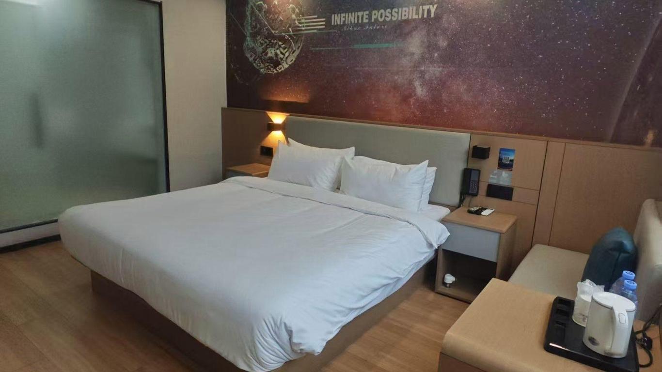 Donghai Hotel