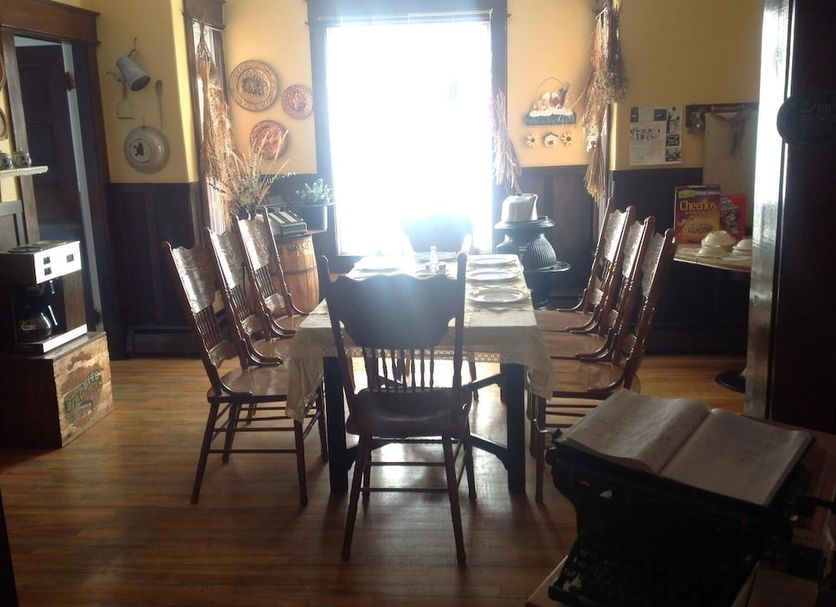 Dining room Photo