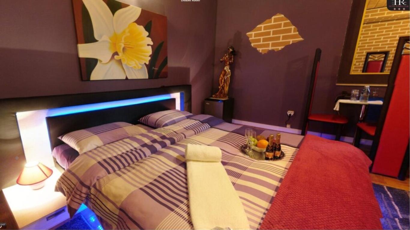 Rimini Club Inn & Suites
