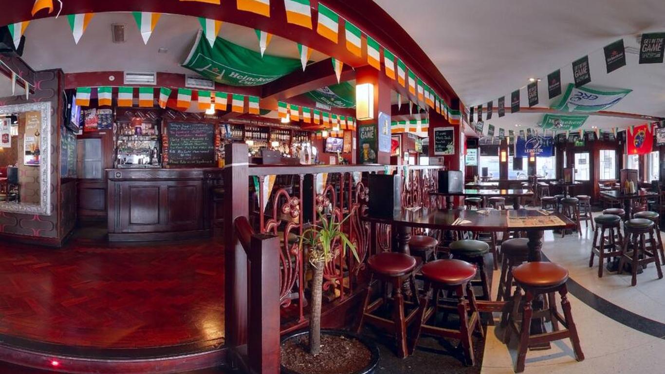 The Lombard Pub & Townhouse